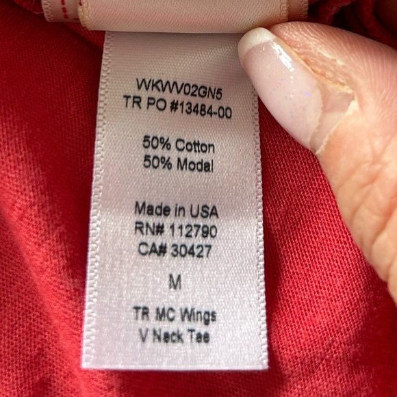 🇺🇸 True Religion V-Neck T-Shirt (NWOT) - Picture 11 of 12